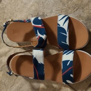 Women's fitflop sandals